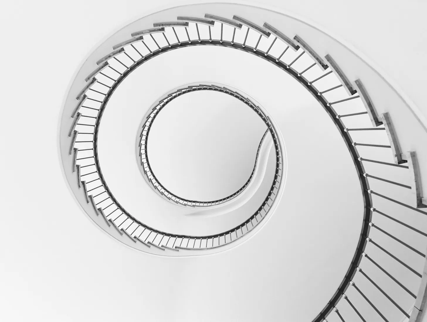 Birkewache stairs 6278181 1920
