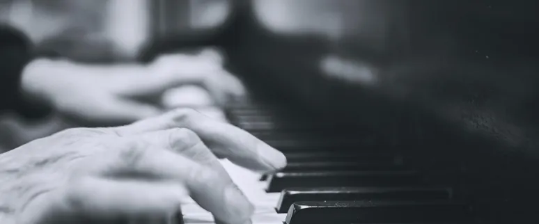 Decrand piano 4841121 1920