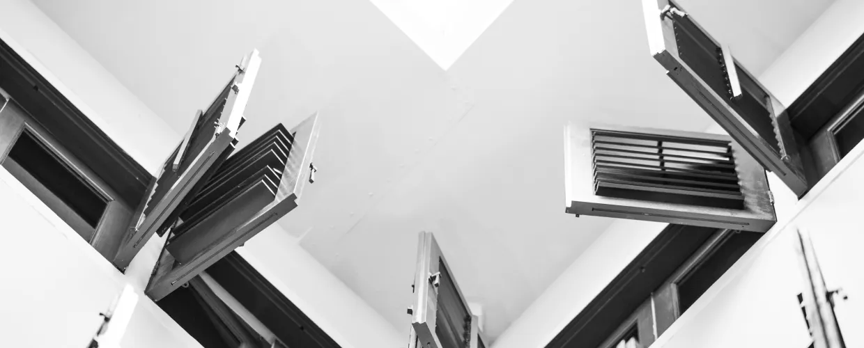 Contact banner